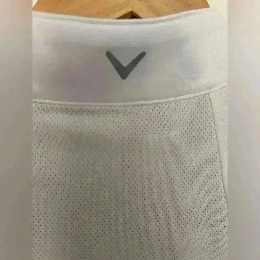 Women’s Callaway Golf Shirt/White with Floral Pattern Size Medium - Picture 10 of 10
